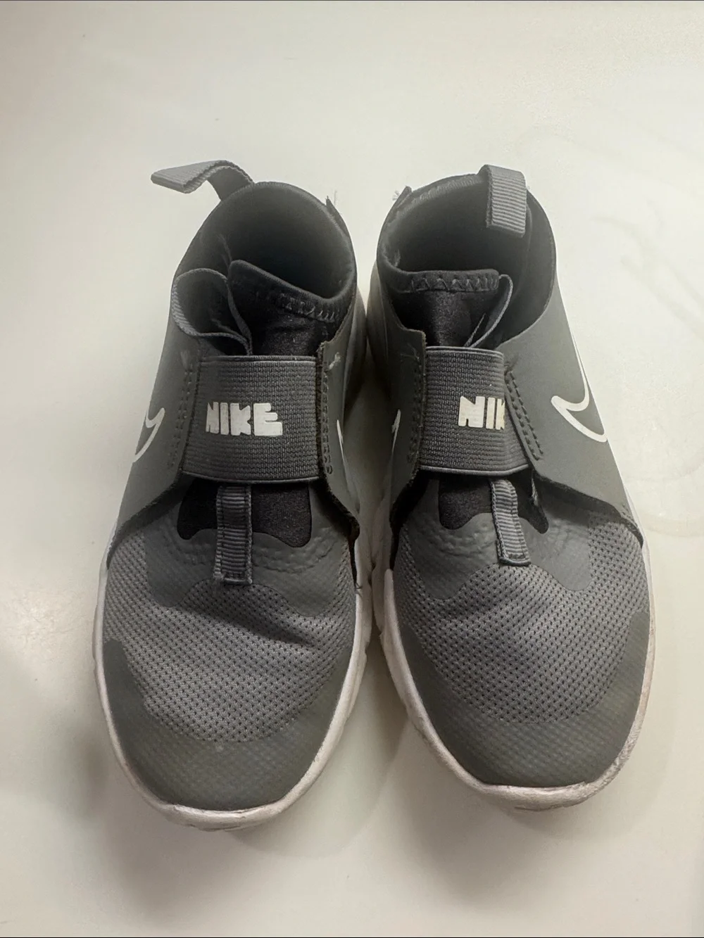 Nike Kids Gray Strap Slip-On Sneakers